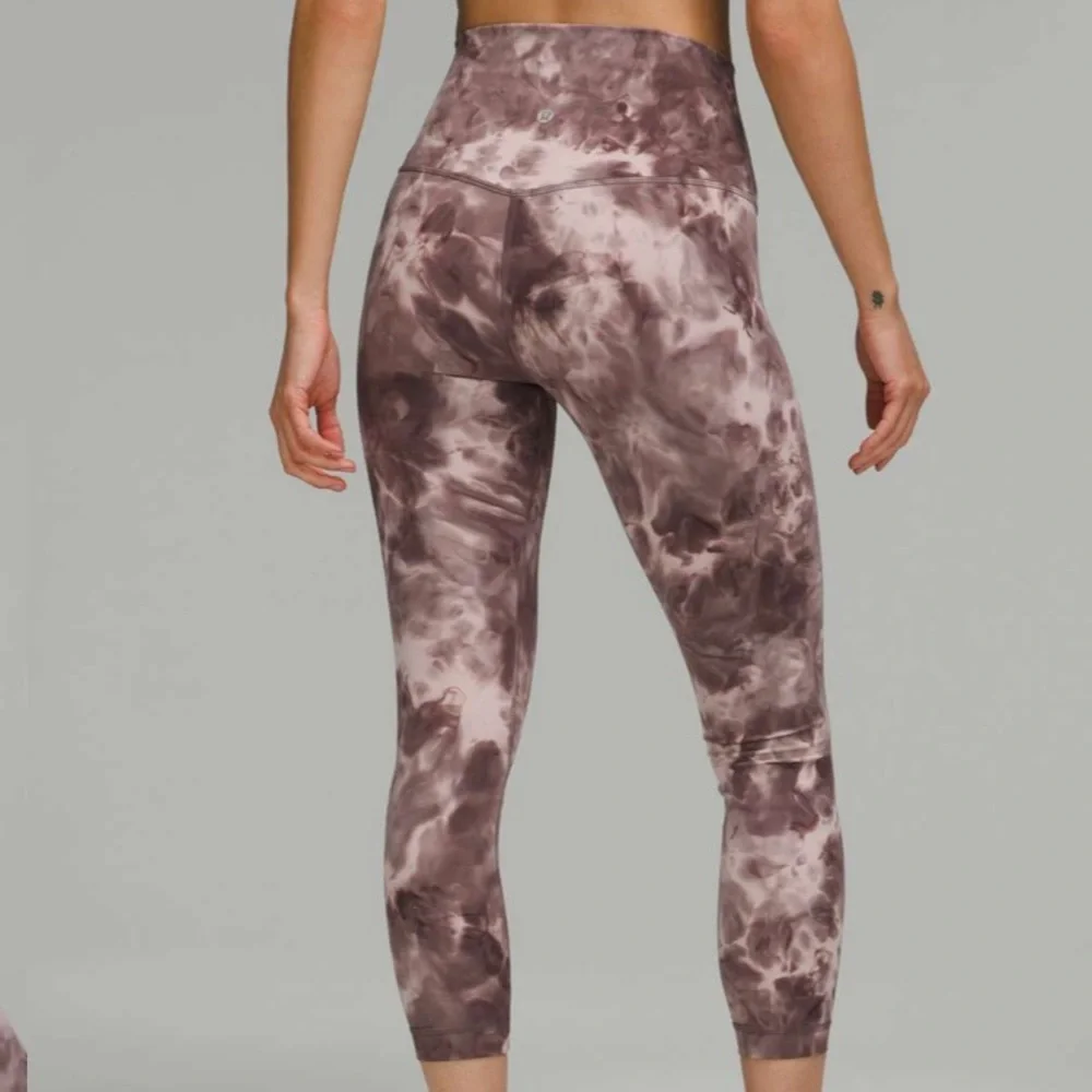 Lululemon Diamond Dye Mink Bery Lunar Shadow Grey Align | Size 8,  23 Inseam